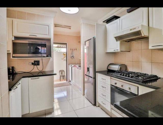 4 BEDROOM HOUSE FOR SALE IN MEYERSDAL